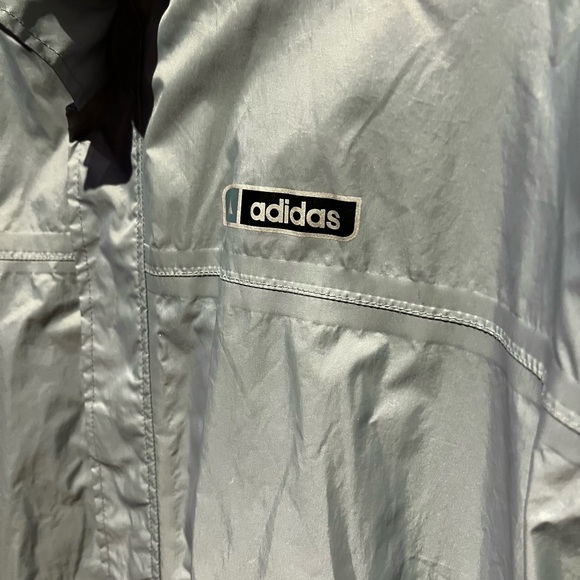 Adidas grey vintage raincoat~ XS ( Sized like a medium/large) - Picture 2 of 4